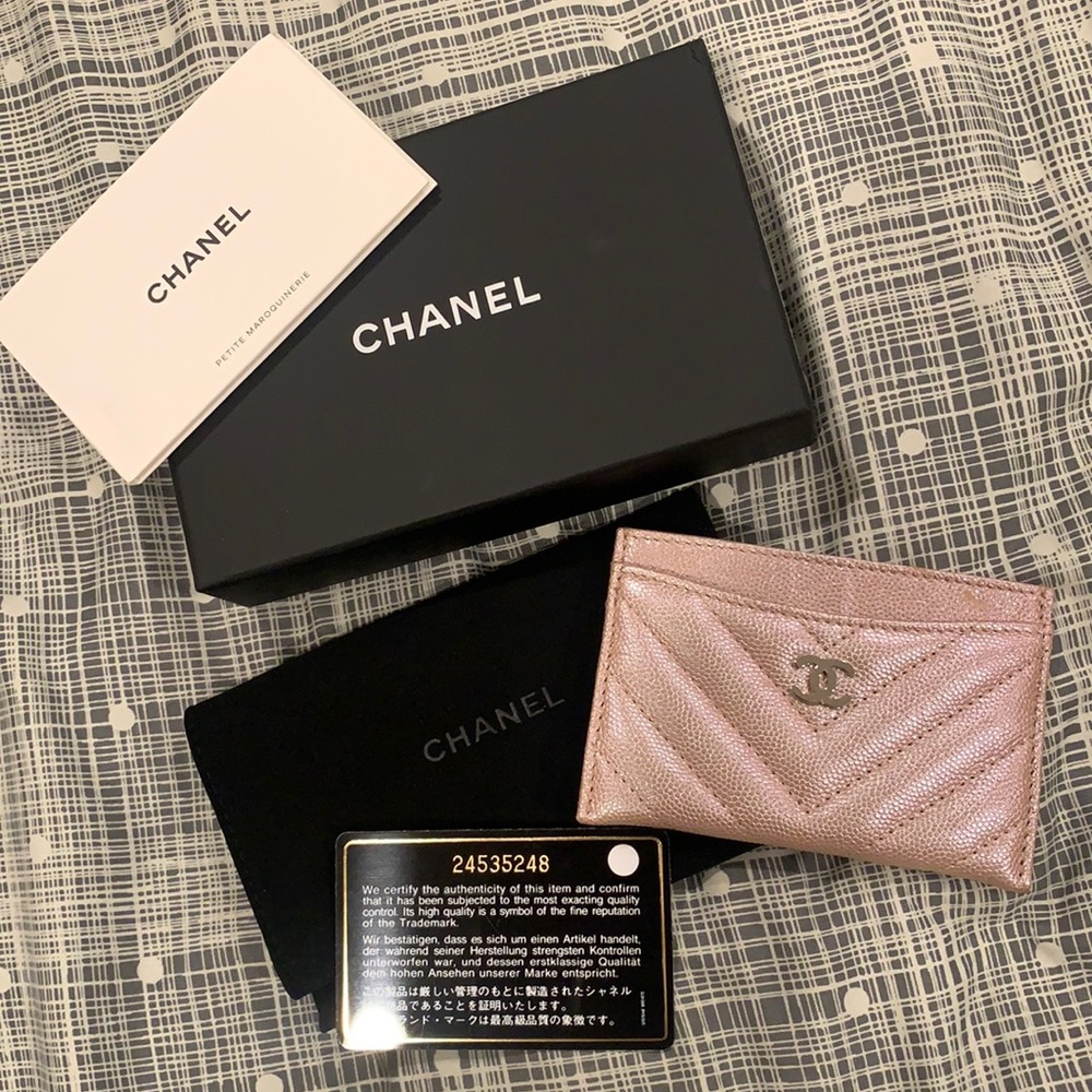Authentic Chanel 17B rose gold credit card wallet
